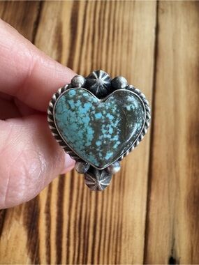Native American Mine 8 Heart Turquoise Ring